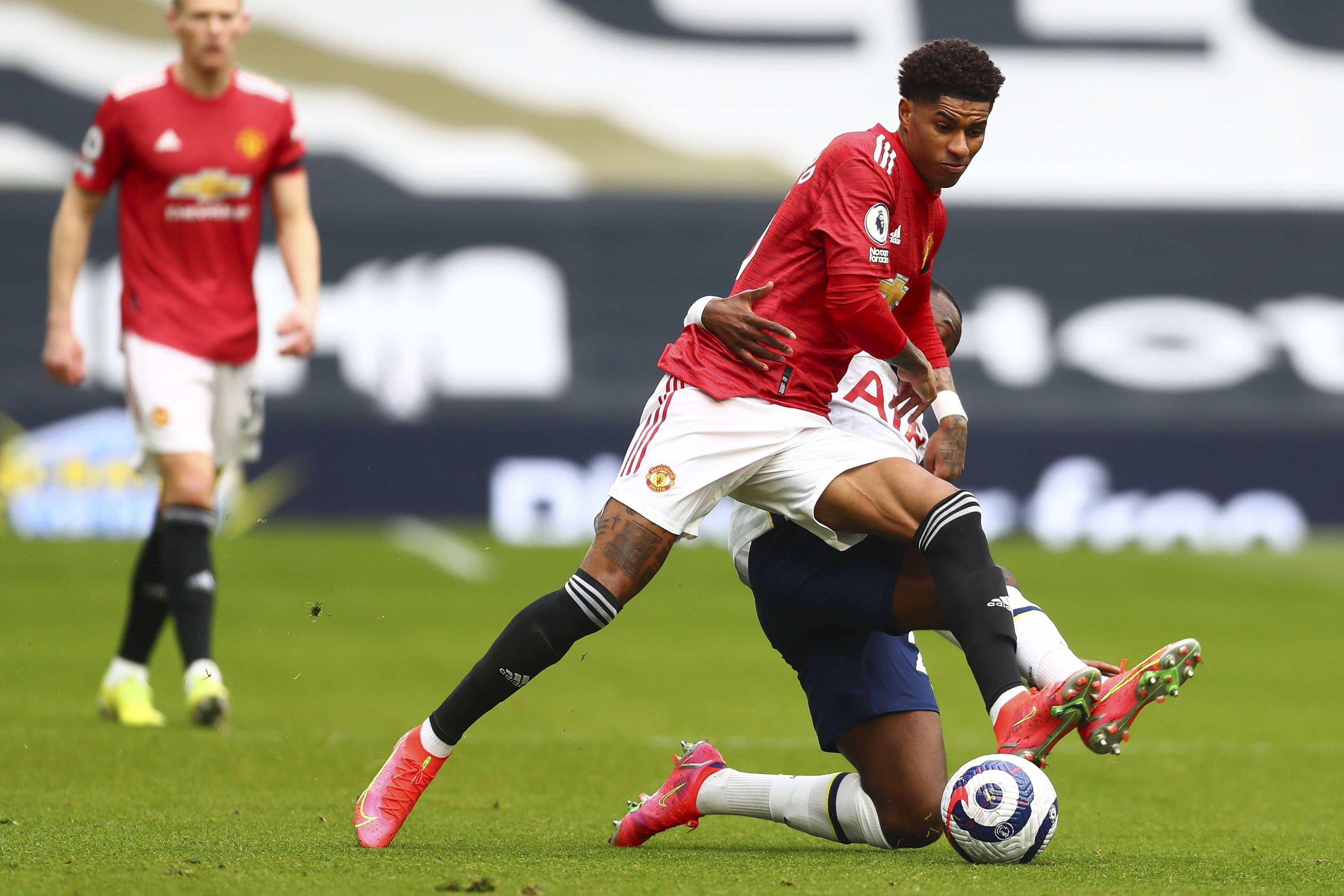 年齡的冷靜 年齡的冷靜