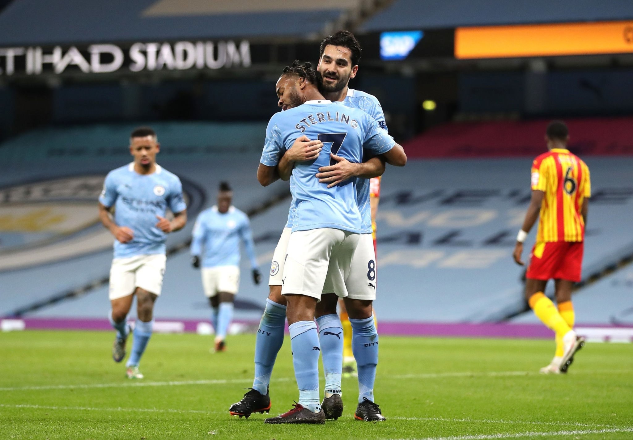 僅道出他的 僅道出他的